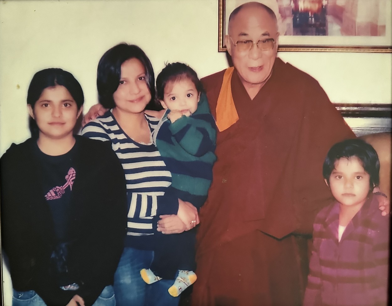 Rani Meenu Singh with His Holiness the Dalai Lama, with the Şehzades and Rais Varij Sher Singh
